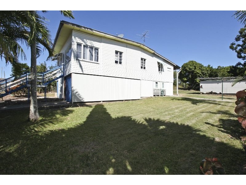 23 Gladstone Street, Mount Larcom QLD 4695