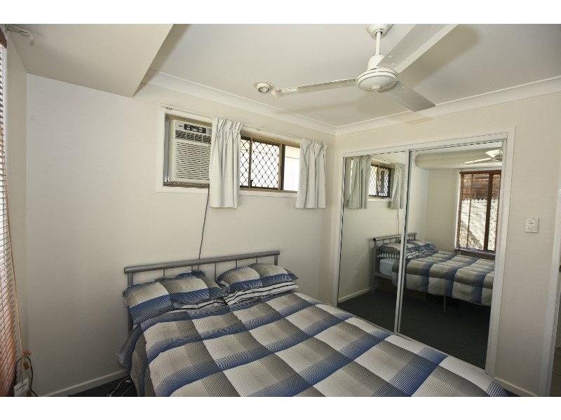 12 Rosslyn Close, Clinton QLD 4680
