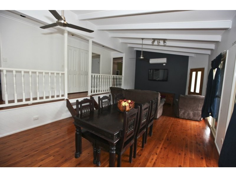 24 Harvey Road, Clinton QLD 4680