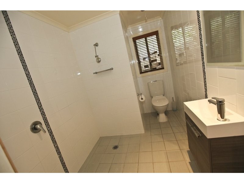 24 Harvey Road, Clinton QLD 4680