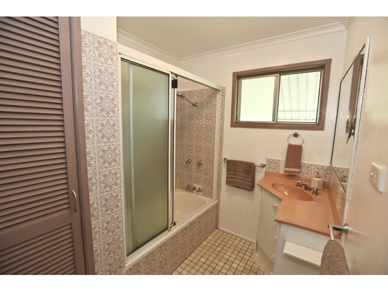 8 Mallee Court, Sun Valley QLD 4680