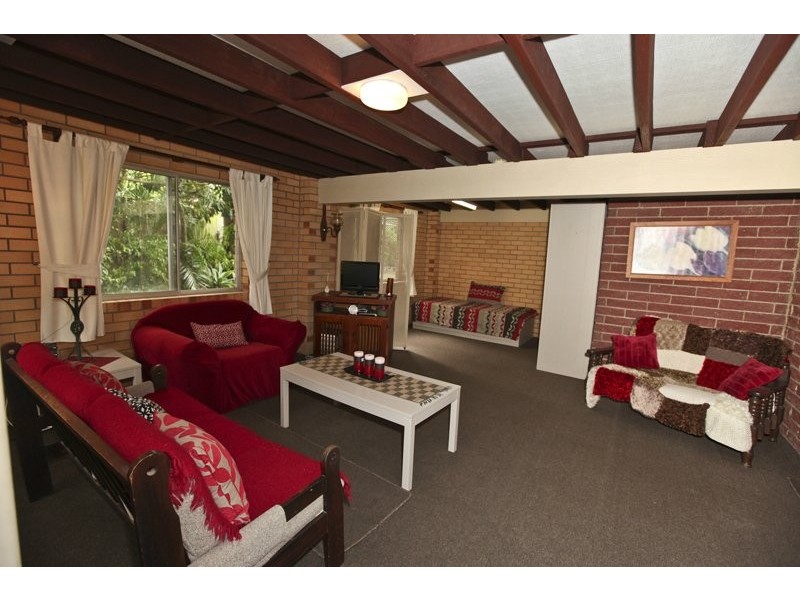 8 Mallee Court, Sun Valley QLD 4680