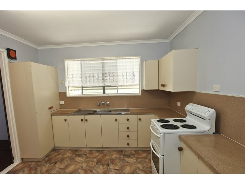 34 WILSON STREET, New Auckland QLD 4680