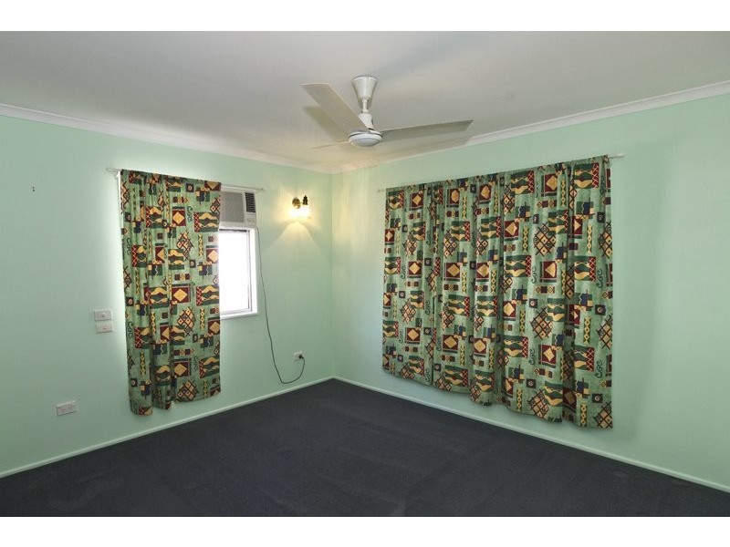 34 WILSON STREET, New Auckland QLD 4680