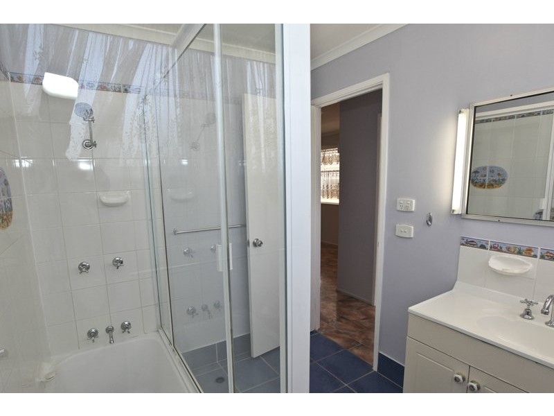 34 WILSON STREET, New Auckland QLD 4680