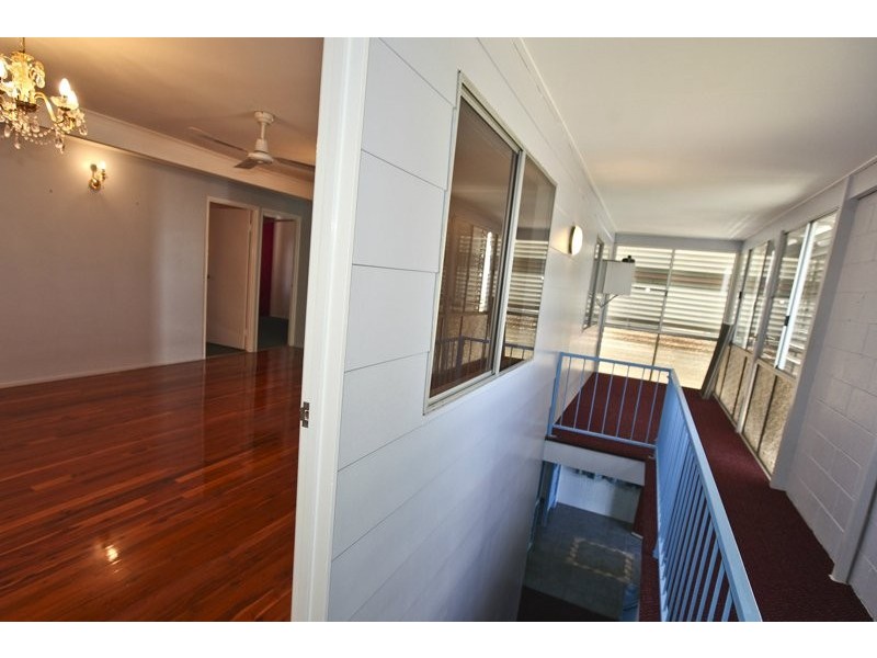 34 WILSON STREET, New Auckland QLD 4680