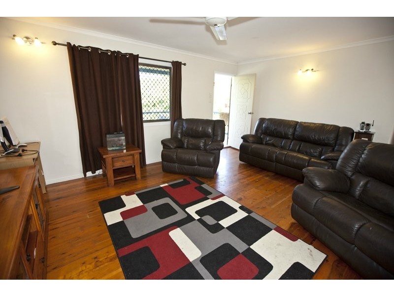 43 Aramac Drive, Clinton QLD 4680