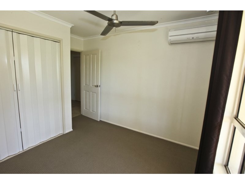 2 Wilson Street, New Auckland QLD 4680