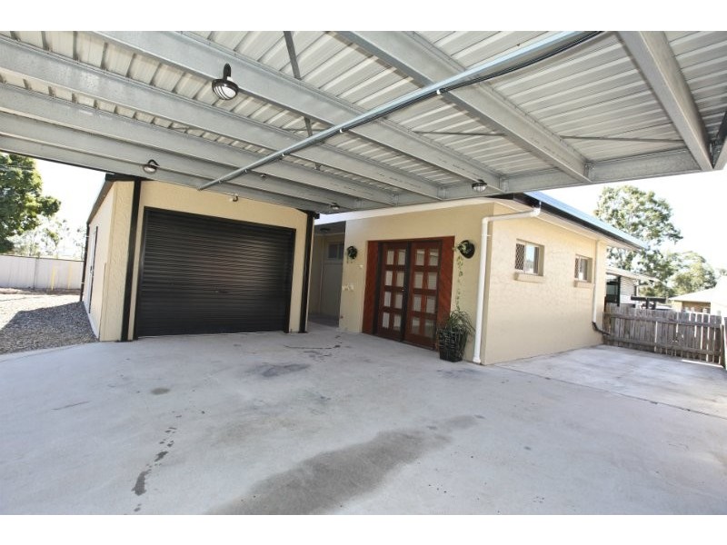 2 Wilson Street, New Auckland QLD 4680