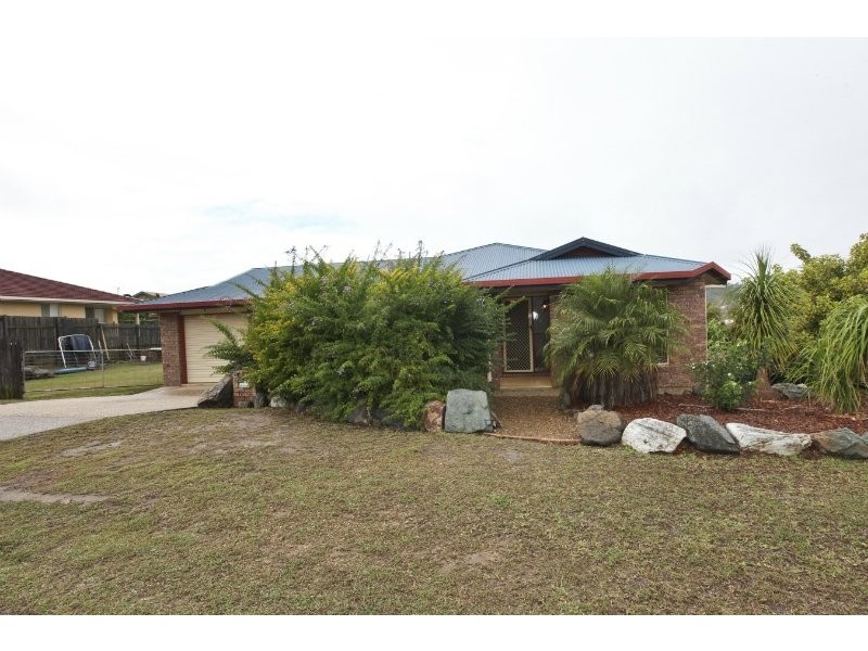 2 Craigmoor Court, New Auckland QLD 4680