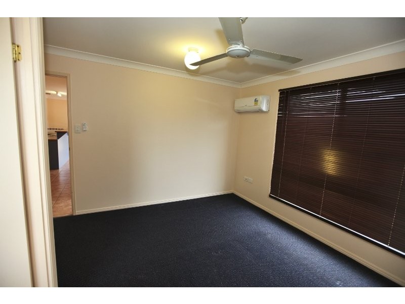 2 Craigmoor Court, New Auckland QLD 4680