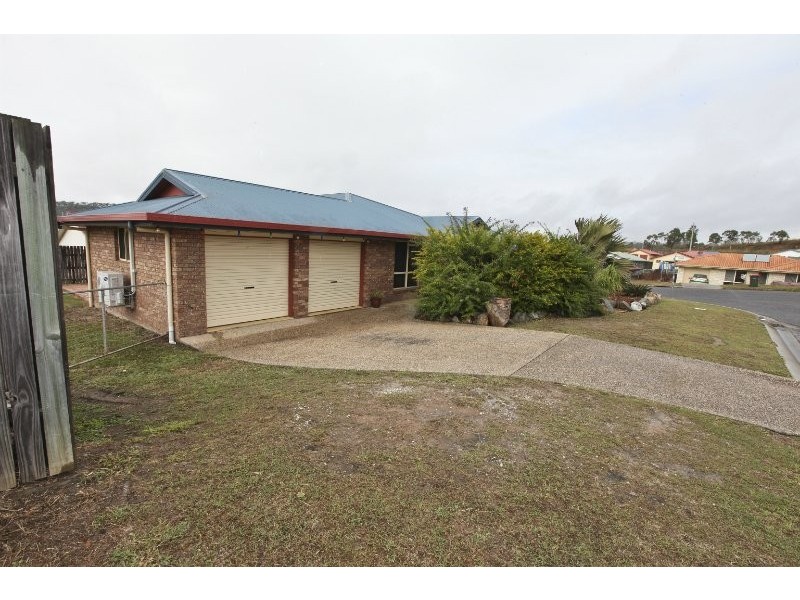 2 Craigmoor Court, New Auckland QLD 4680