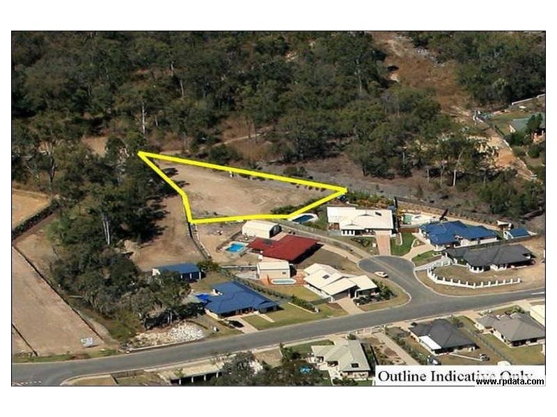 5 Banjo Court, Glen Eden QLD 4680