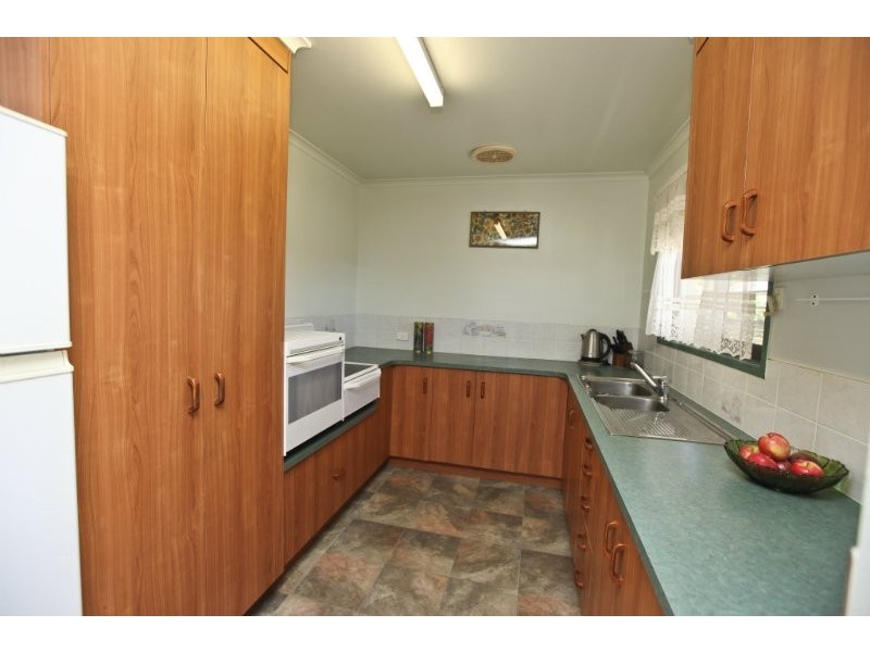 13 Finchley Street, Telina QLD 4680