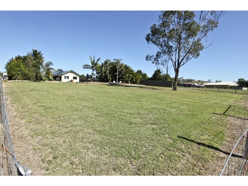 13 Parksville Drive, New Auckland QLD 4680
