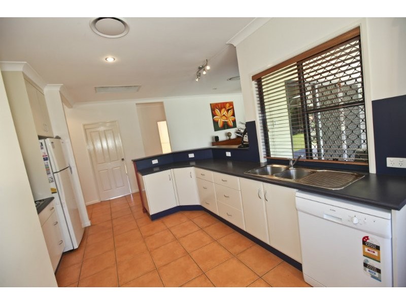 13 Parksville Drive, New Auckland QLD 4680