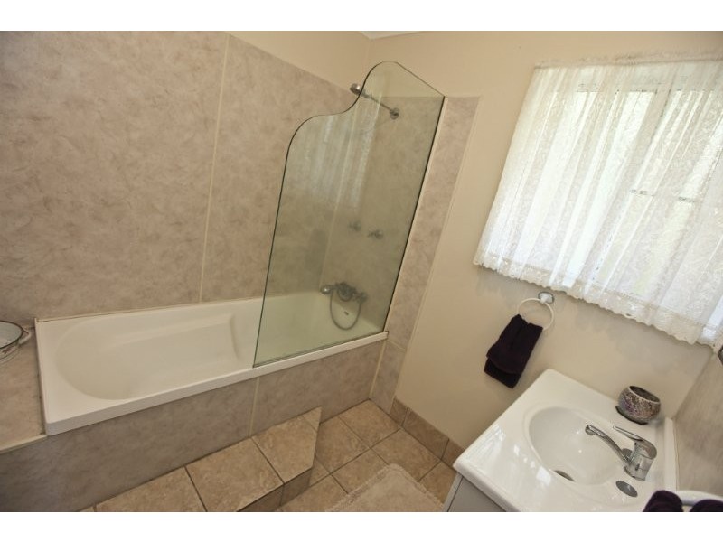 2 Waterson Drive, Sun Valley QLD 4680