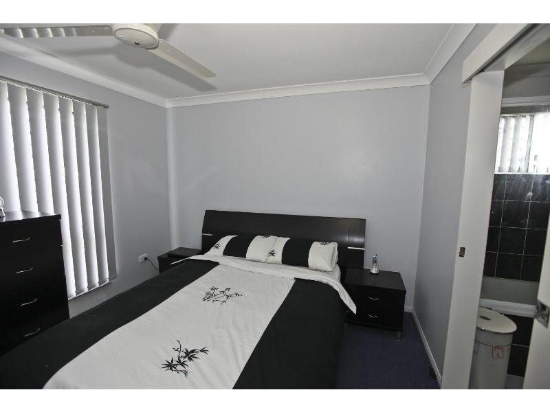 58 Emmadale Drive, New Auckland QLD 4680