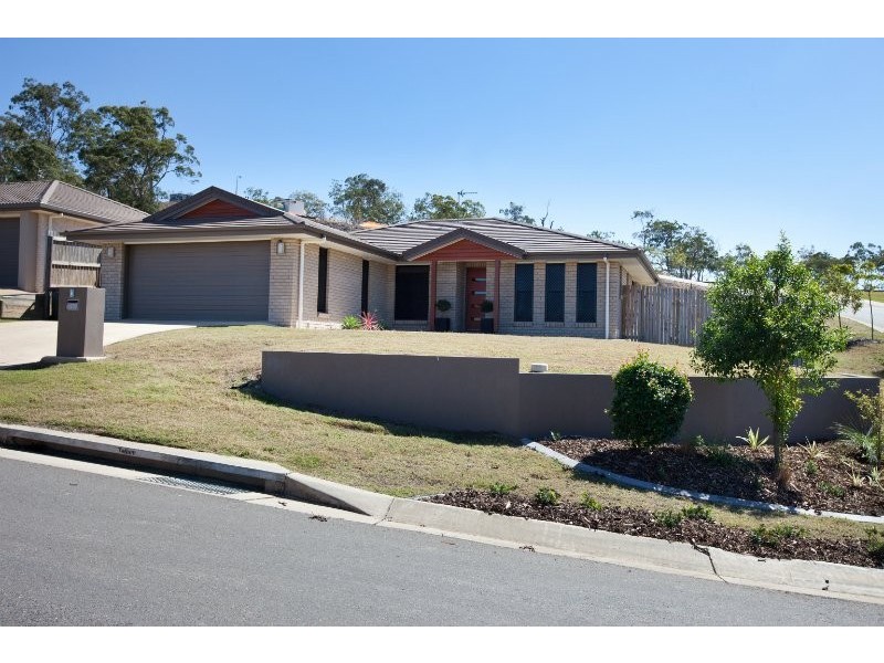 6 Spence Court, Kirkwood QLD 4680