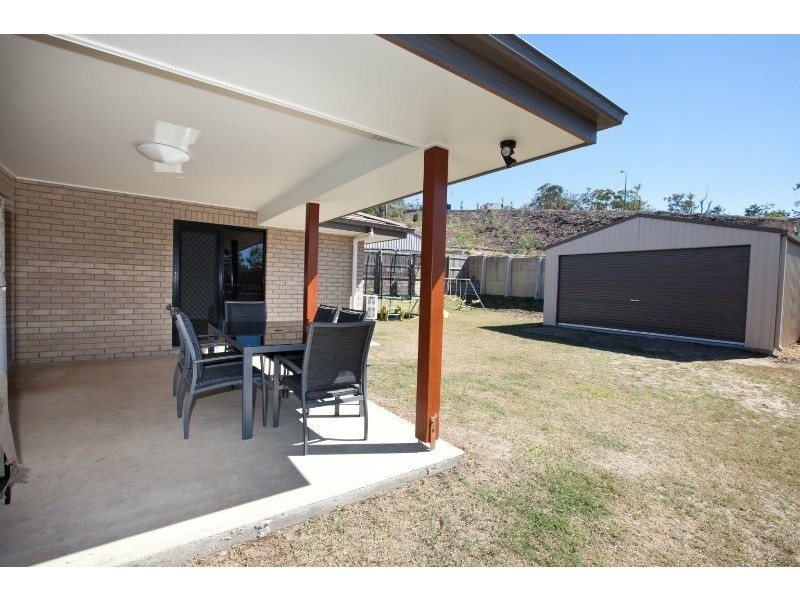 6 Spence Court, Kirkwood QLD 4680