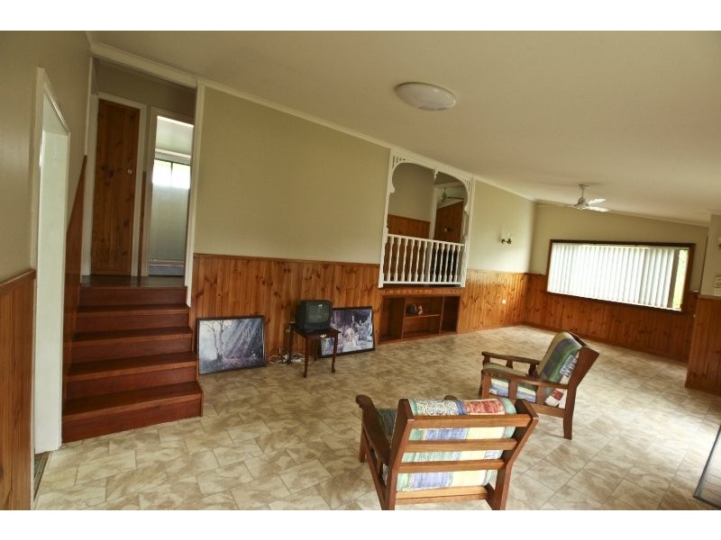 14 Allunga Drive, Glen Eden QLD 4680