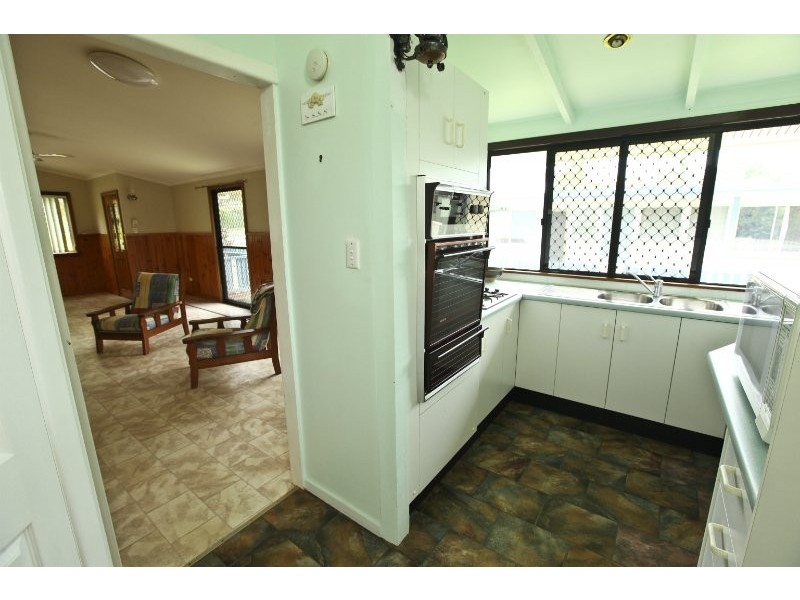 14 Allunga Drive, Glen Eden QLD 4680