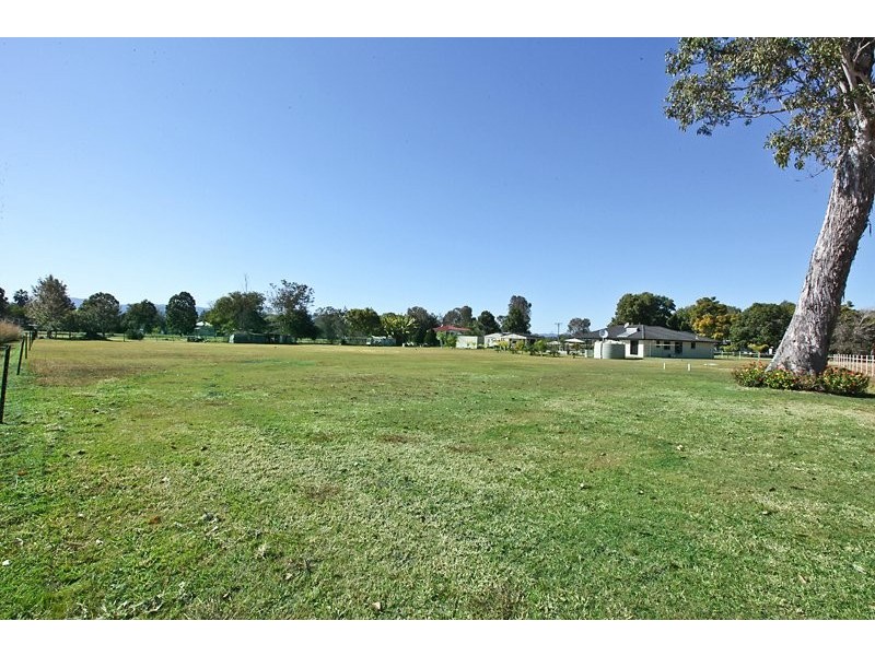 7 Moran Road, Boyne Valley QLD 4680