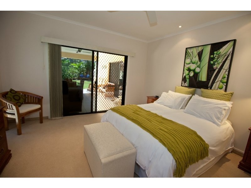 9 Creekwood Close, New Auckland QLD 4680