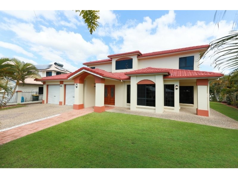 60 Katrina Boulevard, New Auckland QLD 4680