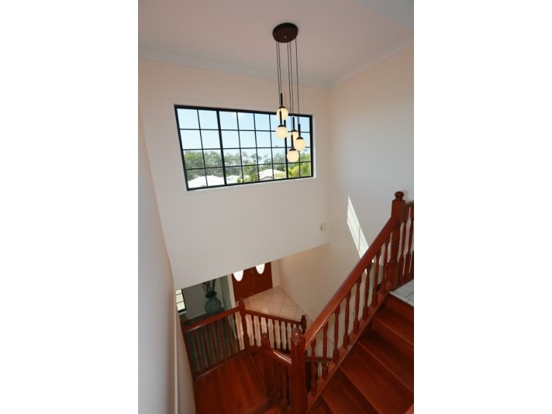 60 Katrina Boulevard, New Auckland QLD 4680