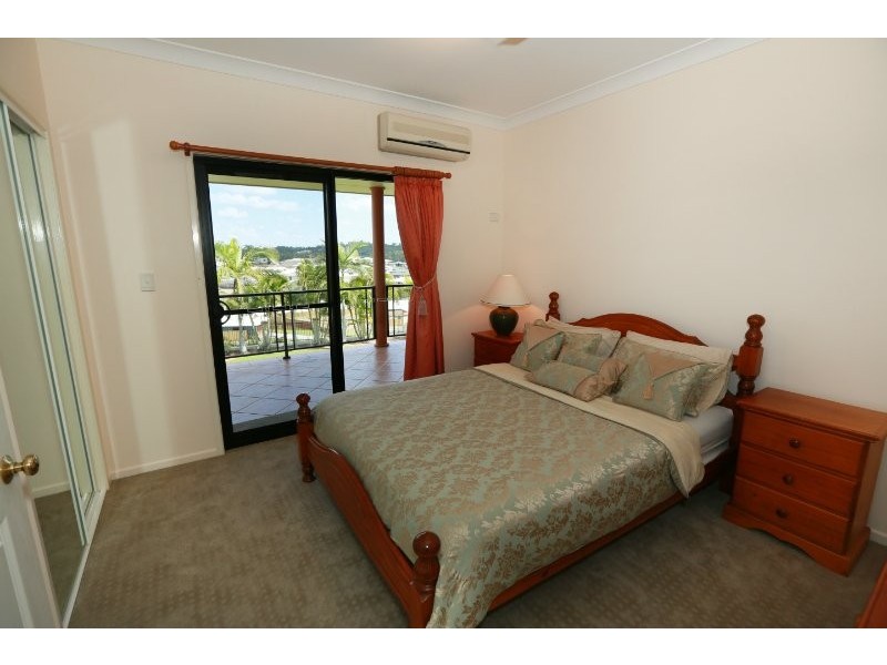 60 Katrina Boulevard, New Auckland QLD 4680