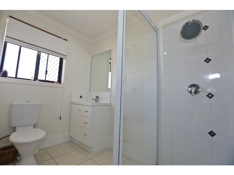 66 Victoria Avenue, Glen Eden QLD 4680