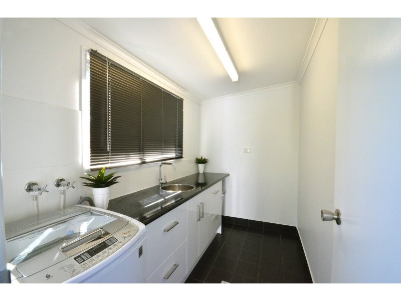 47 Cockatoo Drive, New Auckland QLD 4680