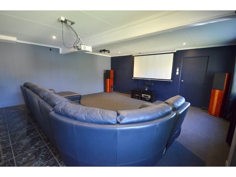 47 Cockatoo Drive, New Auckland QLD 4680