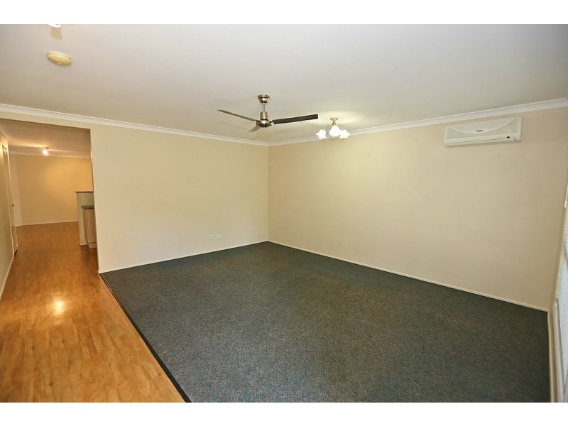 12 Deborah Street, Glen Eden QLD 4680