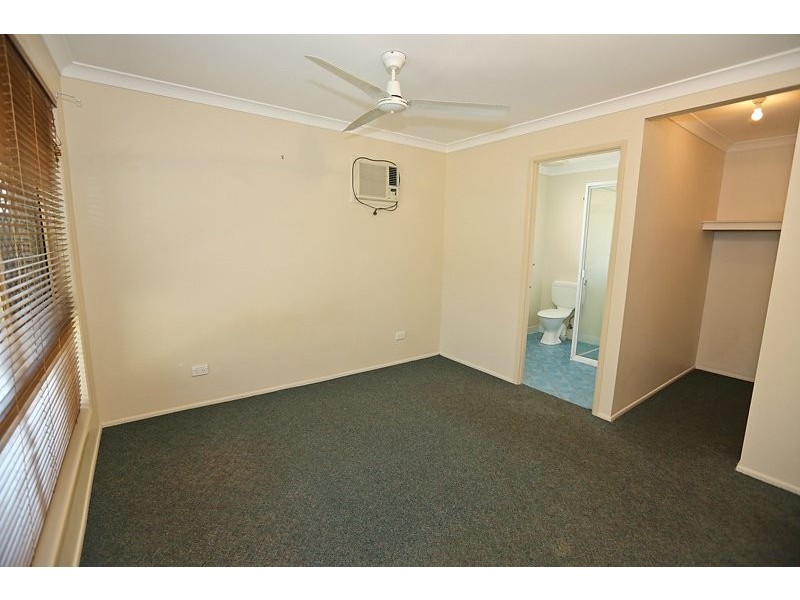 12 Deborah Street, Glen Eden QLD 4680