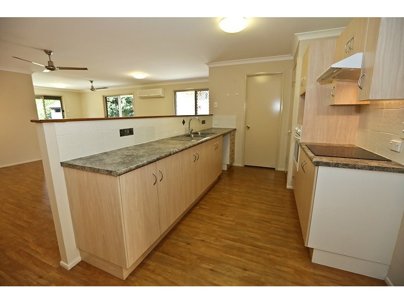 12 Deborah Street, Glen Eden QLD 4680