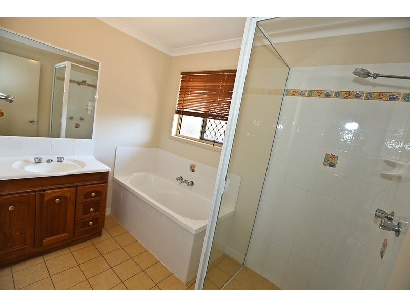 12 Deborah Street, Glen Eden QLD 4680