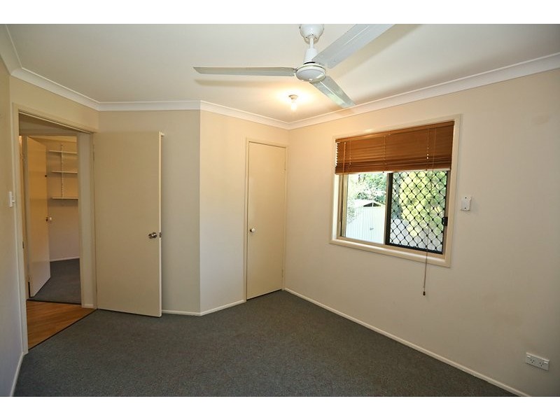 12 Deborah Street, Glen Eden QLD 4680