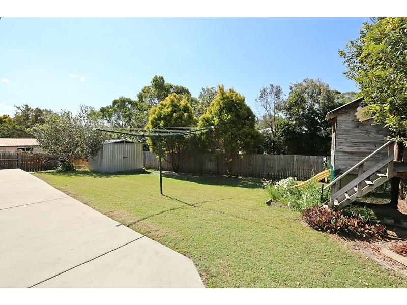 12 Deborah Street, Glen Eden QLD 4680