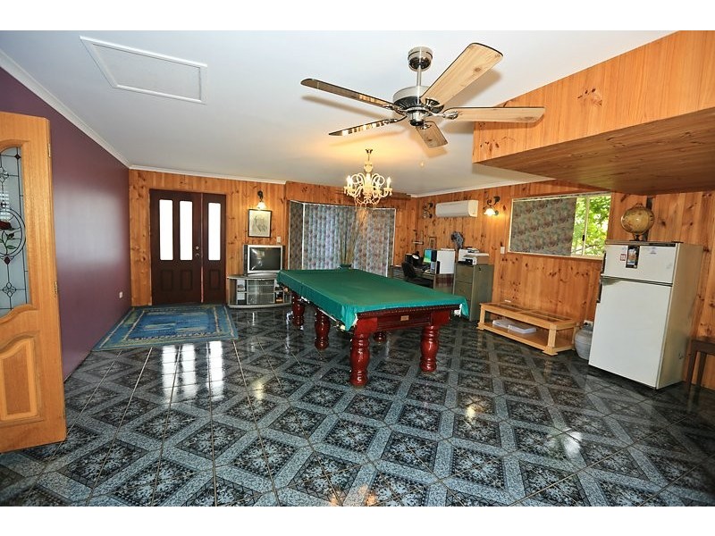 4 Ben Lexcen Court, Clinton QLD 4680