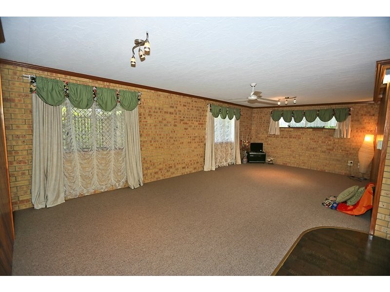 3 Boult Court, Clinton QLD 4680