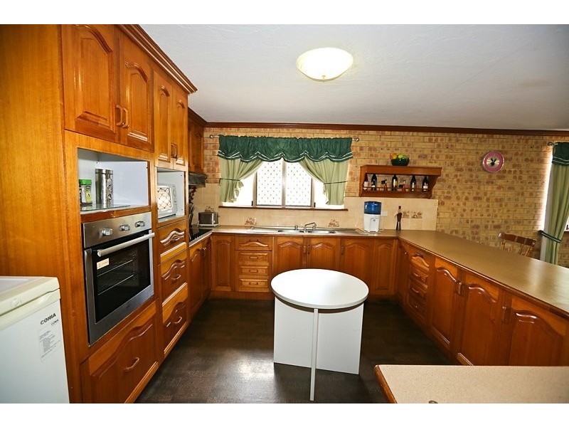 3 Boult Court, Clinton QLD 4680