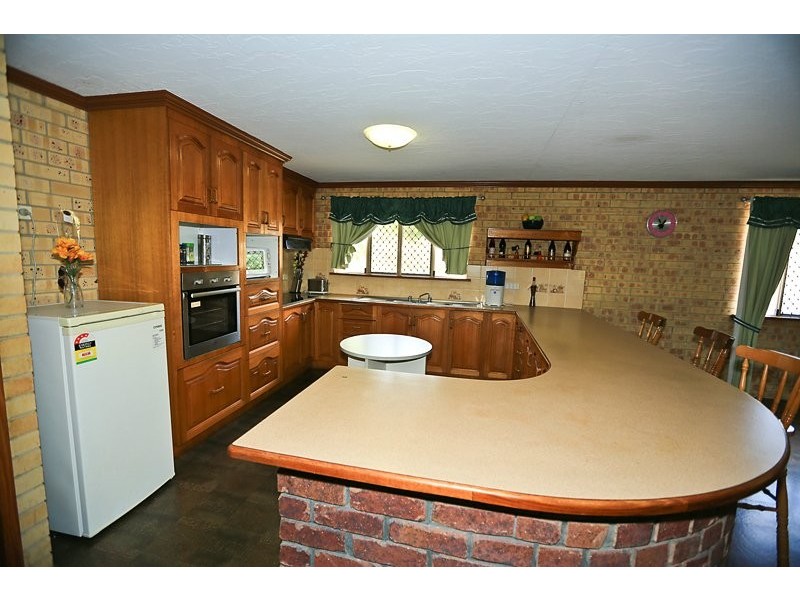 3 Boult Court, Clinton QLD 4680