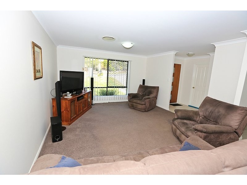 4 Christian Court, Glen Eden QLD 4680
