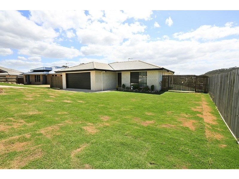 4 Christian Court, Glen Eden QLD 4680
