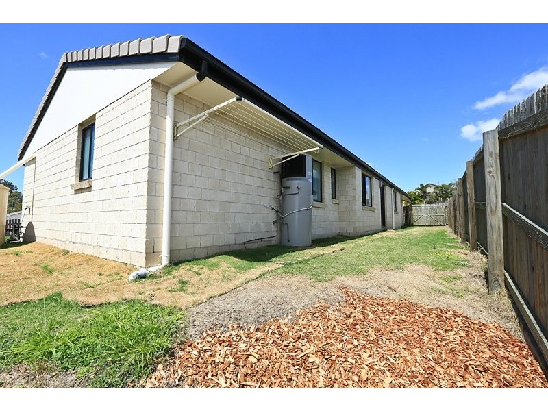 4 Christian Court, Glen Eden QLD 4680
