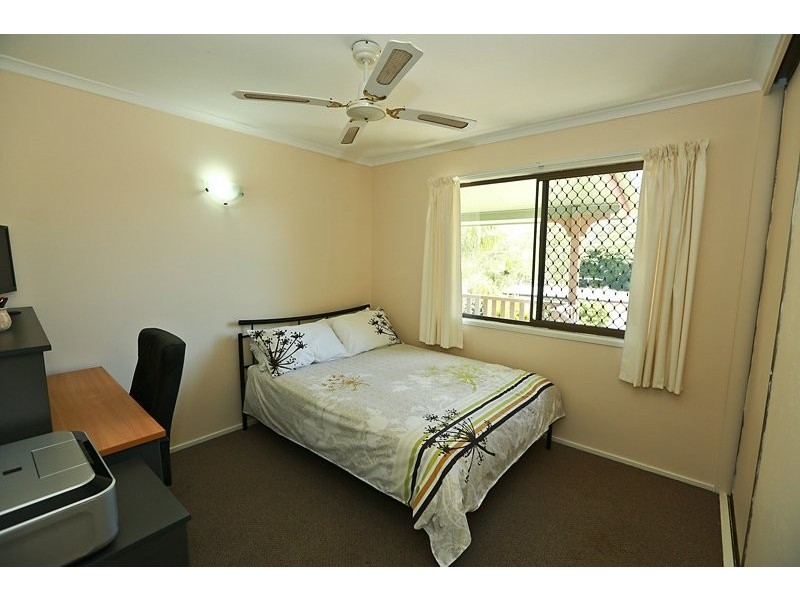 35 Sandpiper Avenue, New Auckland QLD 4680