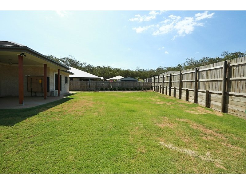 6 Markowitz Place, Kirkwood QLD 4680