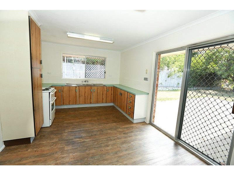 5 Luton Street, Telina QLD 4680